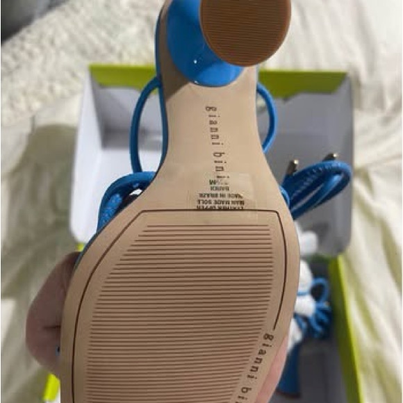 Gianni Bini Bright Blue Strappy 3” Heels – Women’s US 6.5M, New In Box - Picture 2 of 2